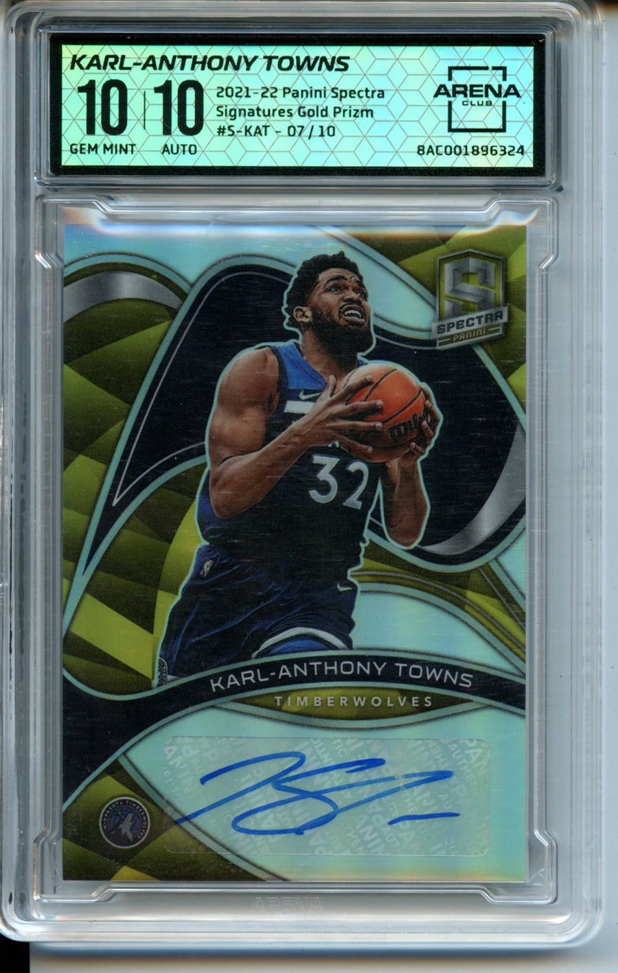 2021-22 Panini Spectra #S-KAT Karl-Anthony Towns 07/10 Signatures Gold Arena Club 10-10 — Front